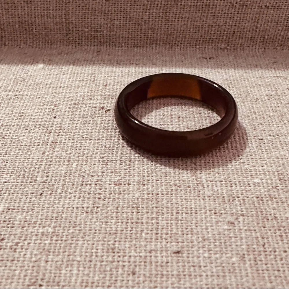 Boutique | Ring | Stone Band | Shaded Brown